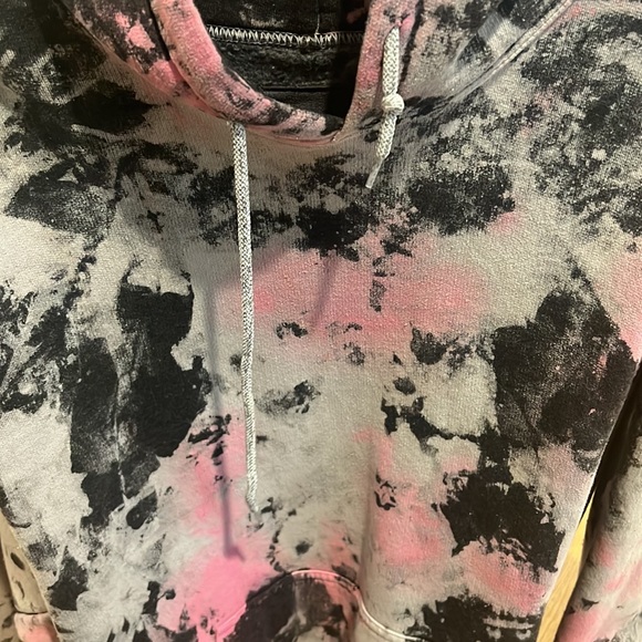 LF Carmar pink tie dye hoodie - Picture 4 of 4